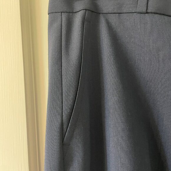 Banana Republic Ryan Navy Blue Pants Women’s Size 6 washable wool blend - Picture 4 of 9